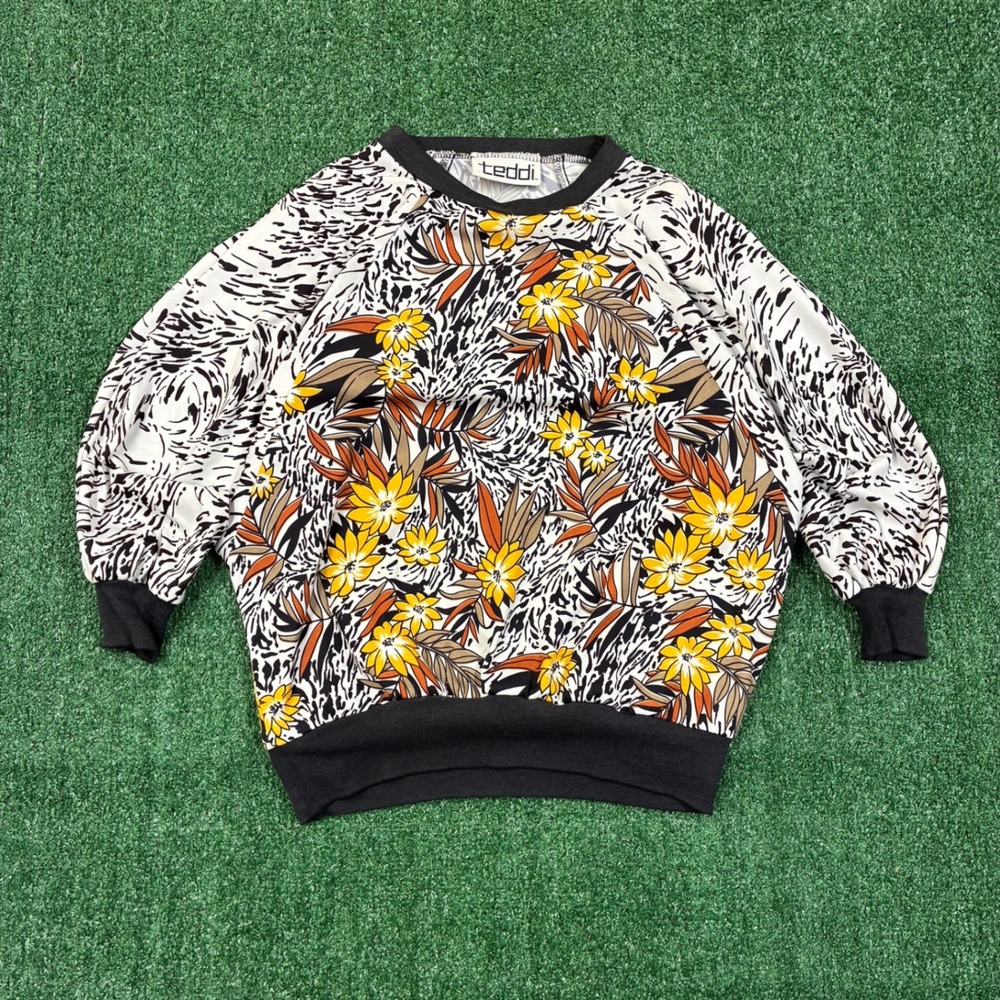 Vintage Teddi Floral Animal Print Sweatshirt Top